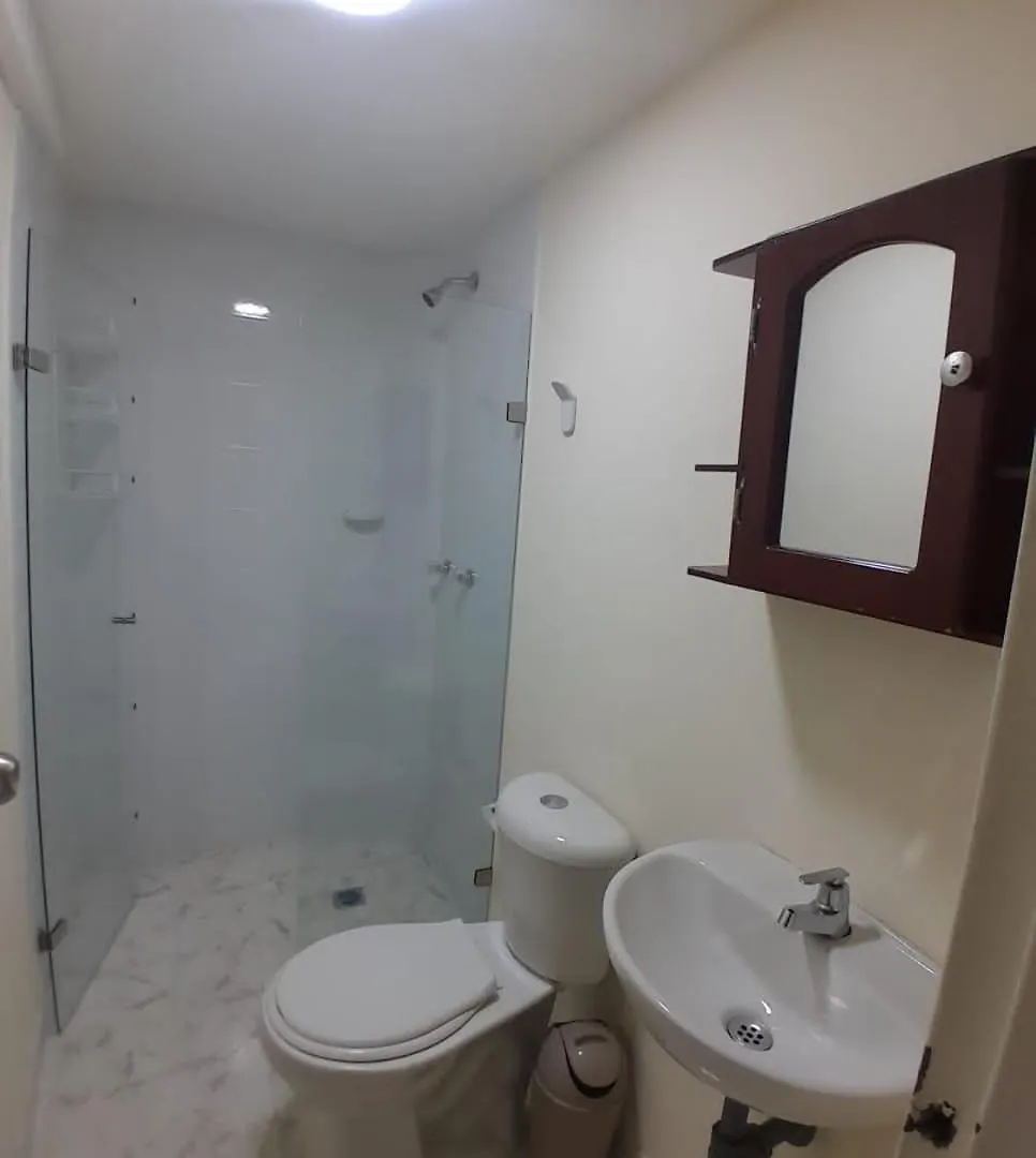 Manila Private Room #2 In Shared Apartment Medellín